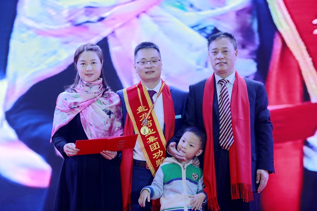 ×ðÁú¶¶È¦(Öйú¹ÙÍø)-Ϊdu¶øÉú