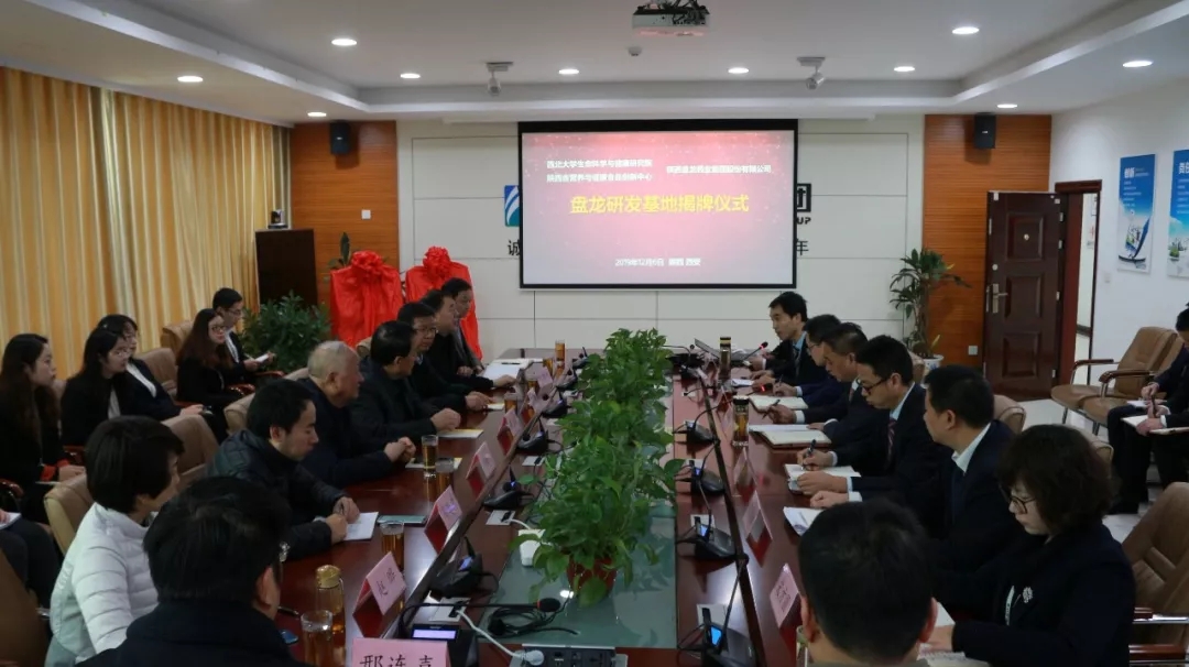 1596509651.jpg 640 (1).webp (11).jpg