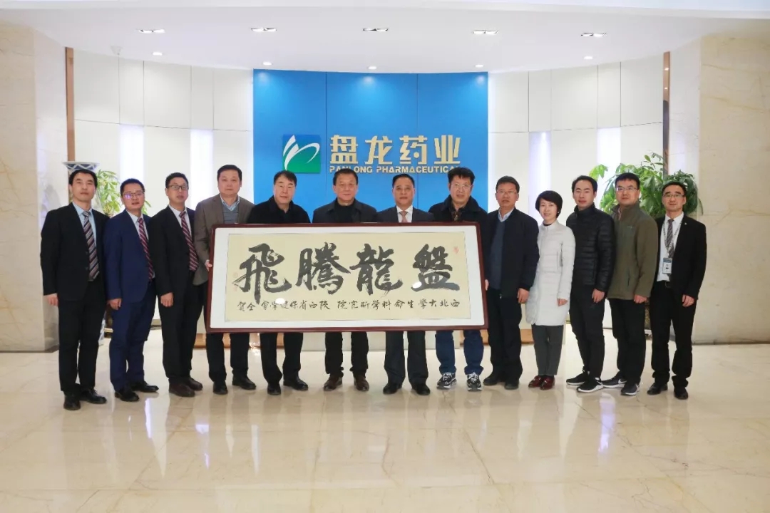 1596509678.jpg 640 (1).webp (13).jpg