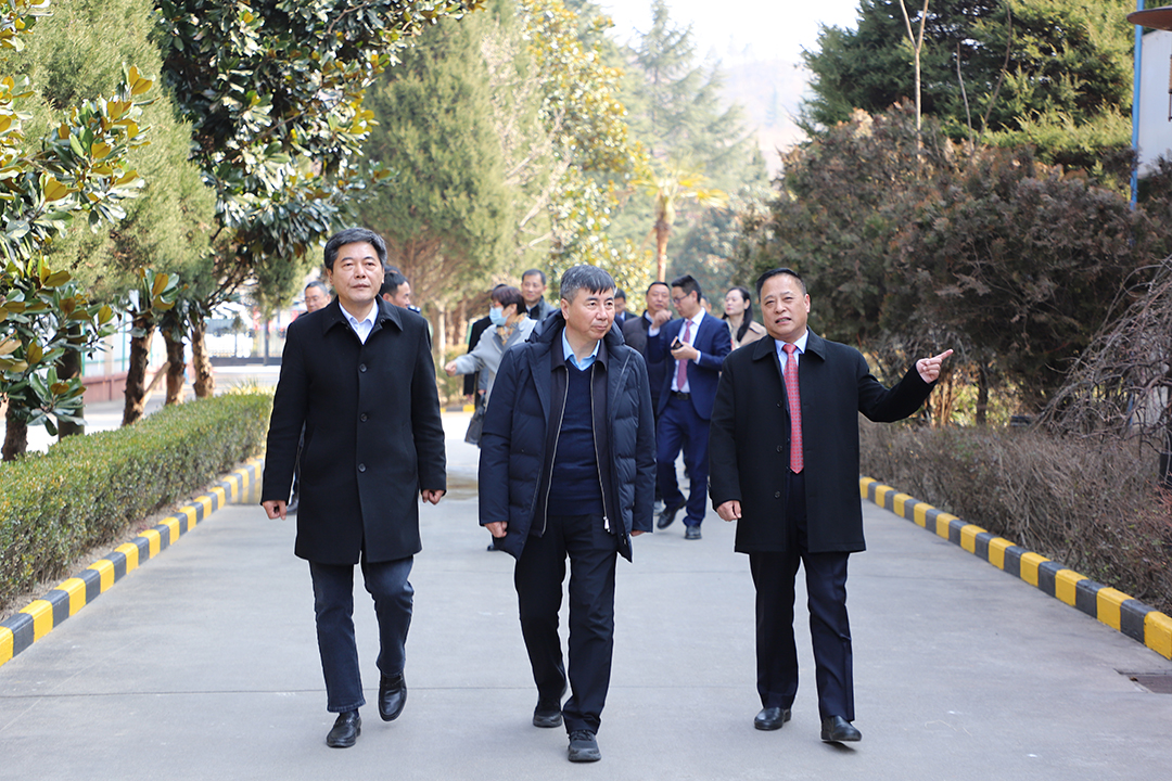 1644993917.jpg IMG_8813.JPG