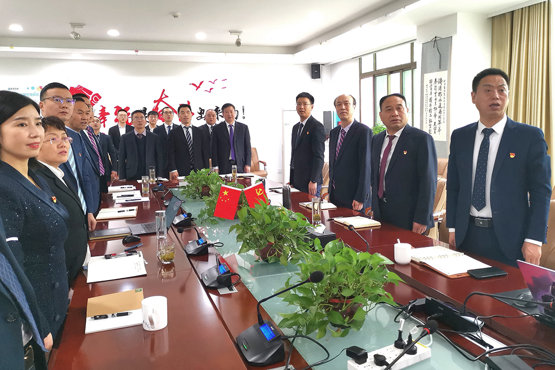 1665972893.jpg ÏÖ³¡³ª¹ú¸è.jpg