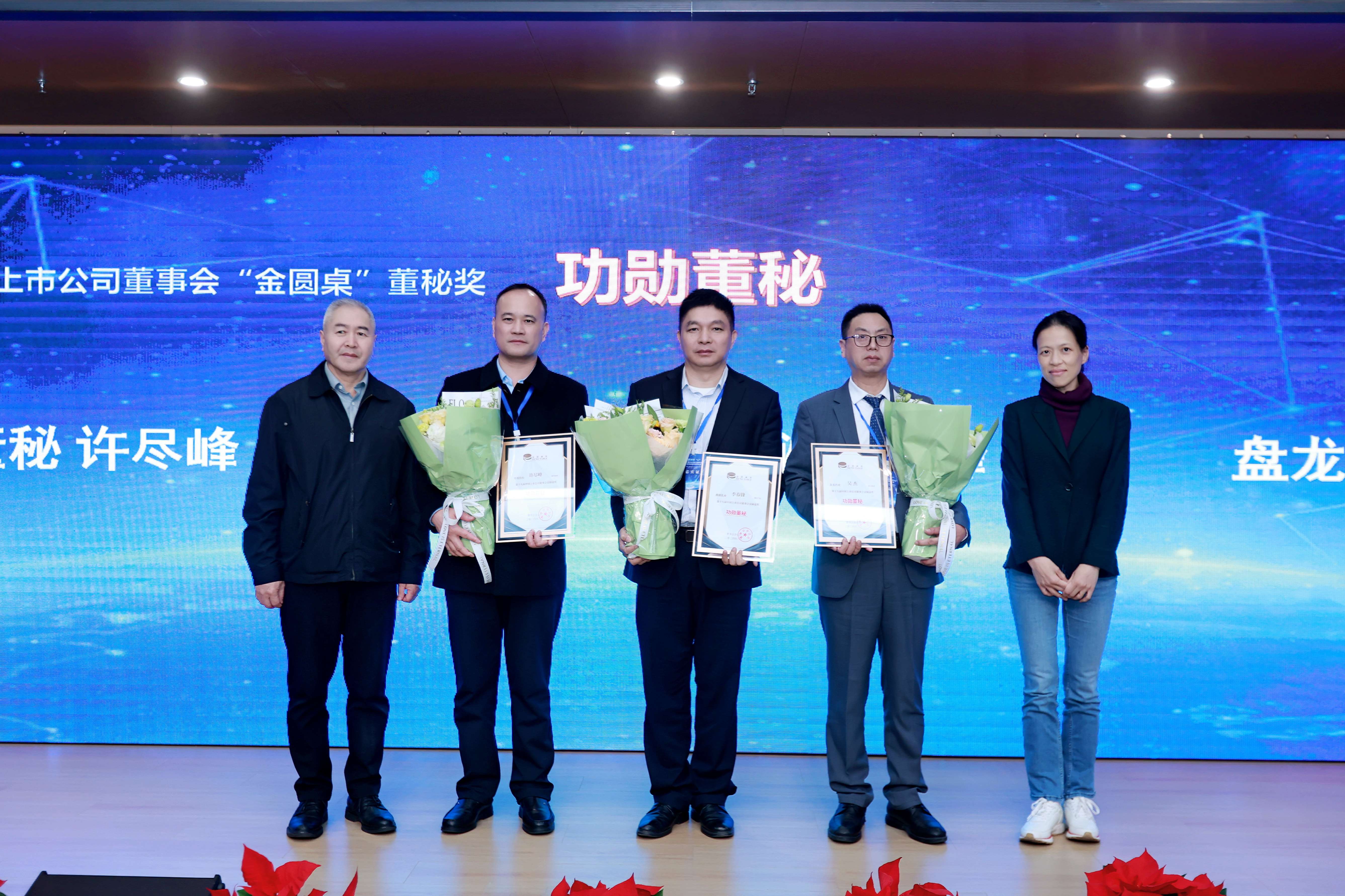 1733714045.jpg IMG_5044.jpg