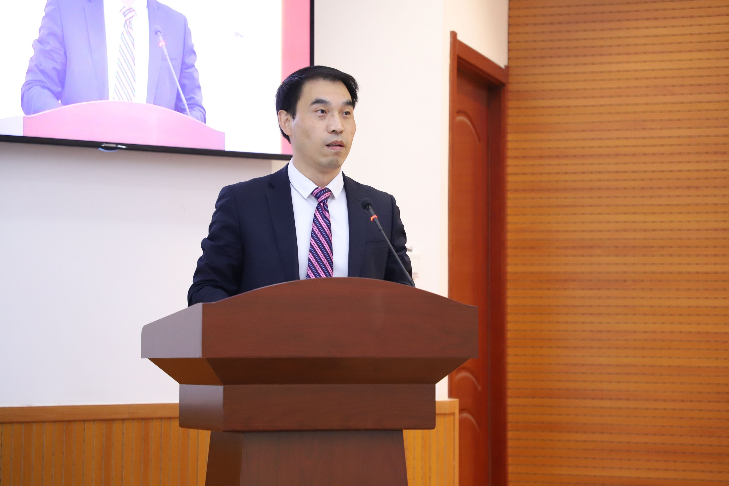 1736154431.jpg IMG_9094.jpg