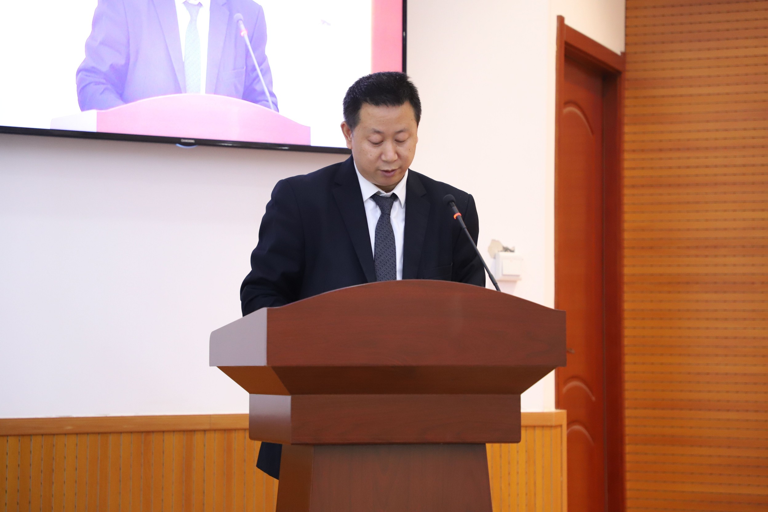 1736154456.jpg IMG_9086.jpg