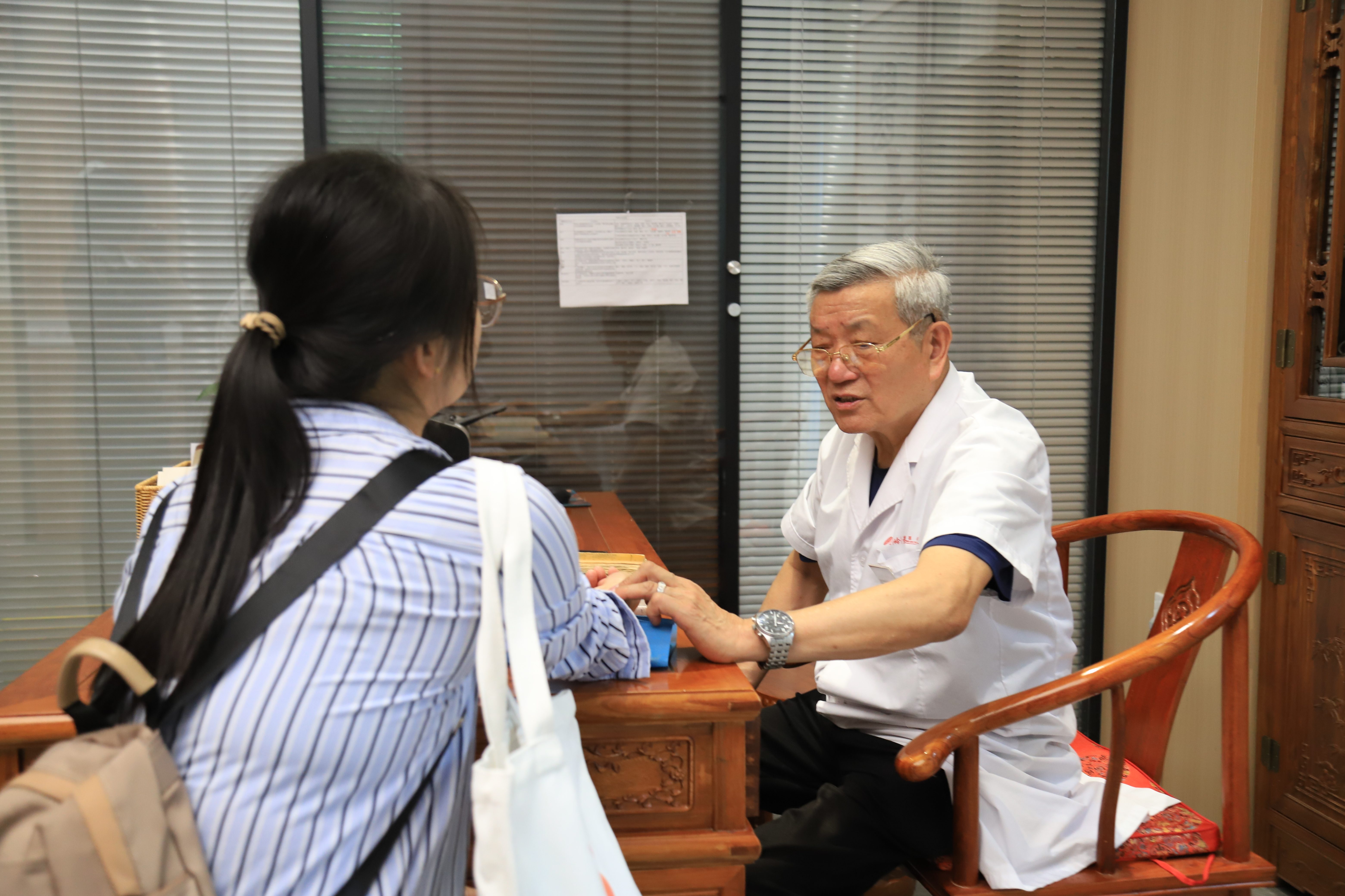 1747356313.jpg 5.jpg