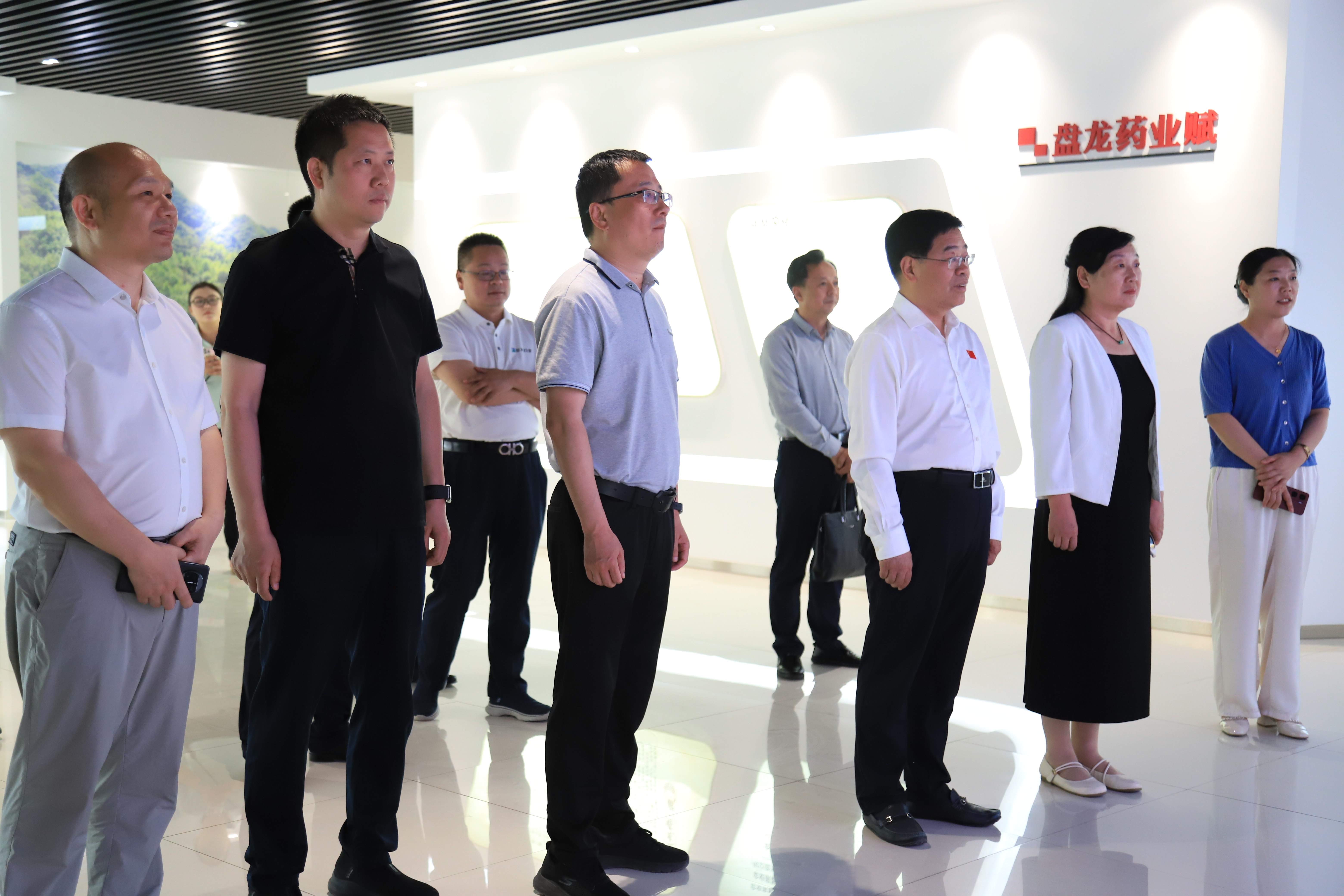 1747962159.jpg IMG_4960.jpg